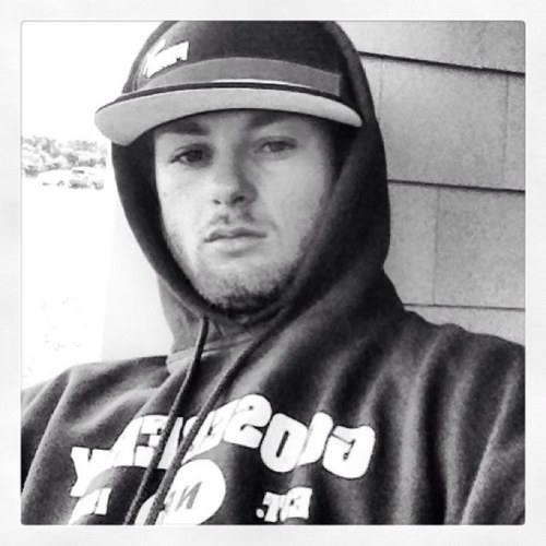 401Poot's profile picture. forever wondering