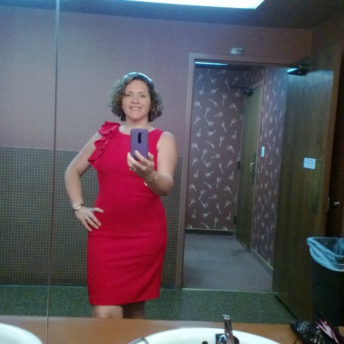 Business owner, Mon, love sports, music, wine