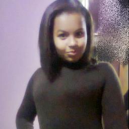 Ciumenta, Bipolar , boba, insegura, romântica, chorona, mandona, orgulhosa, irônica, sonhadora, exagerada , dramática , e Grimistaa ♥. Gostou ? Follow-me. *u*