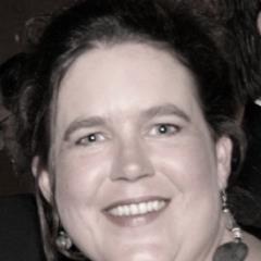 Freelance writer, editor, consultant on strategy & communication. I love helping people tell their stories.