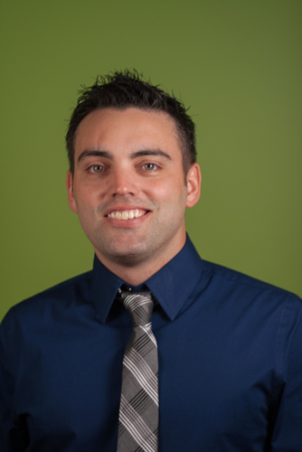 I have a business degree from Miami Dade College and have more than 3 years of experience working as a financial advocate.