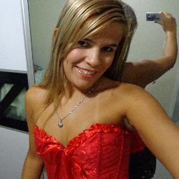 SOU UMA  PESSOA  AMIGA,COMPANHEIRA,DE  BEM COM A  VIDA.GOSTO DE FAZER  BOAS  AMIZADES!