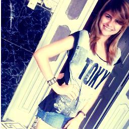 Musica , Bagunça ,Dança , comer e dormir *U* :33