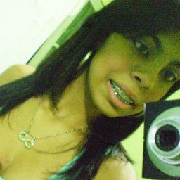 - eei eei ? vooç ai mesmo , sabe a Anaa ? então desposa dela tá ?! , pois oqe voc qiser cm ela nois qe em dobro com vooc , @PrincesaDeLuuxo aqqi ♥