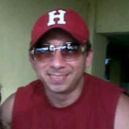 100% Guayaquileño ,luchador,creyente,sincero, leal ...Emelexista hasta las mismas