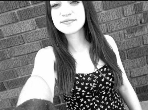 elizabeth_trijo's profile picture. 