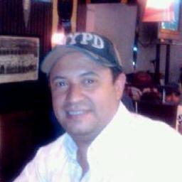 Vendedor por naturaleza,Administrador de Profesiön. buen amigo. La constancia, la consistencia y la excelencia son los principios de vida que practico....