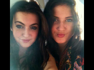 nicolemacinnes's profile picture. forgot the password for this follow @pxndas__