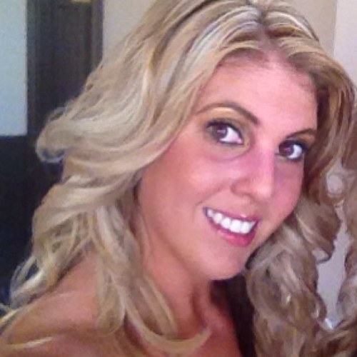 An all around outgoing FL sun baby ~Cardiac sonnographer~ Model~ Everything from glamour to playboy style ~LoViNg LiFe~ A New day, equals a new adventure! Tampa