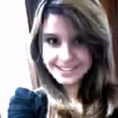 Fiquei perdida quando vi seu olhar no meu
Quase que fiquei louca querendo um beijo seu...♪'♫