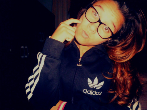 Quem Se Define Se Limita ,