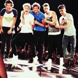 Directioner♥ Follow back! 3/5/14 te espero :3    0/5 #3YearsOf1D
