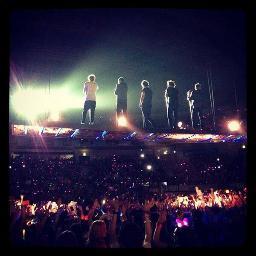 Hola¡¡ soy Directioner hace 3 años y soy de chile :)