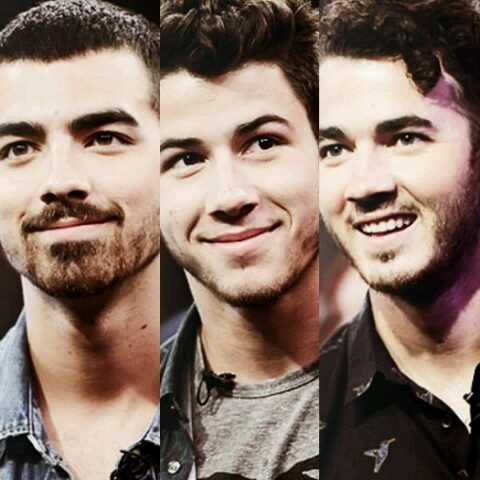 Best phrases uttered by Jonas Brothers here you will find :D @jonasbrothers \\   Twitter pessoal: @_itsmandy
