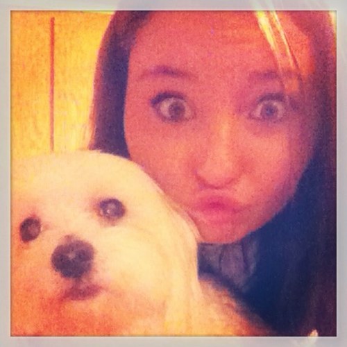 2013_emilymarie's profile picture. “Keep smiling, because life is a beautiful thing and there's so much to smile about.” ― Marilyn Monroe