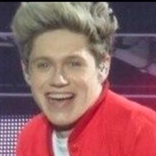 Just a girl whose life is dedicated to 5 boys who will never notice me. :)....0/5