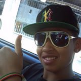 ...Eu sou do tamanho daquilo que sinto, que vejo e que faço, não do tamanho que os outros me enxergam... :)