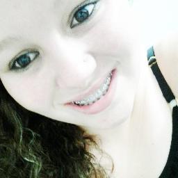 - Parei de implorar companhia dos outros, se quiser ficar fica, se não quiser adeus...

Clarice Lispector.