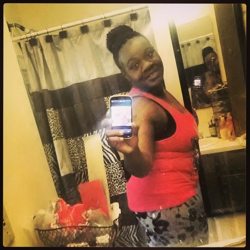 Hard PROUD mother of two :is all about her $$ & family! -T A K E N by Q Muhhamad #moneymaker #team fuckyofeelings #24 Born day 8.24.88#2 children