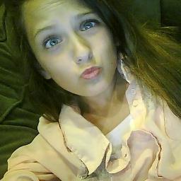 I love makeup soo much I love doing peoples makeup and my job is youtube follow me and check me out on facebook rylee cheyanne ennis