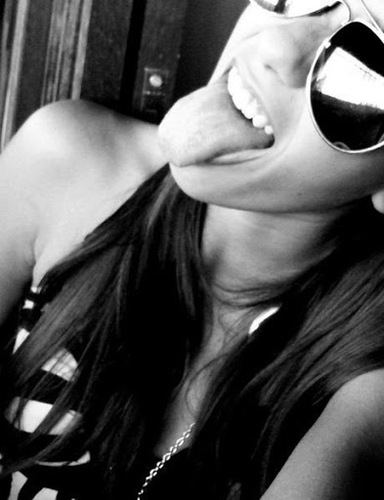 Nαo importα o quє єu diigα, Vocє irα vαlorizαr pєlo quє vê, julgαr pєlo quє ouviu e opinαr pєlo quє conhєcєu !!
  Ask-me  http://t.co/CQWcndWVX0