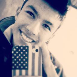 add aee rodrigo.2011.s2@hotmail.com =D