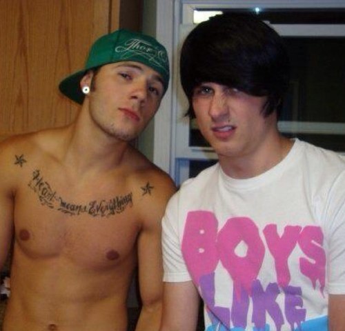 Blink-182 over everything #TheFamily