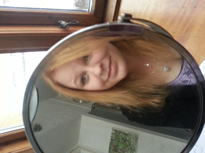 emppumala's profile picture. sup world