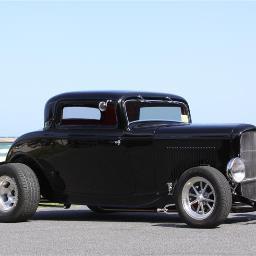 Driving our past into the Future
Family Street Rod Business , innovative, passionate and Living our Dream - Elvis & Heidi