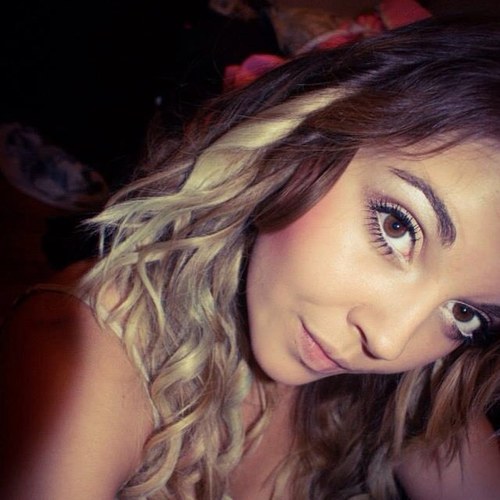 xpoeticbreakupx's profile picture. Live;Laugh;Love.❤