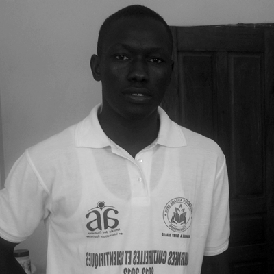 Etudiant en Master 1 MIAGE à l'université Assane SECK de Ziguinchor, passionné d'informatique et les arts tels que le graffiti que je pratique é j'aime la musik