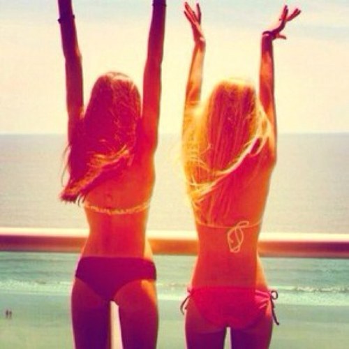 every girl needs a best friend ✨