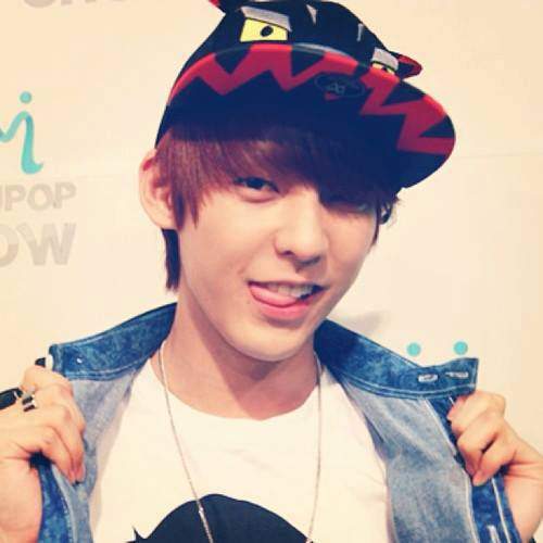 [V] @IntelRPs prev: LeeMinhyukBT0B. vocal , rapper , main dancer and visual from BTOB under Cube ent. I'm just a simple person ! Thanks .