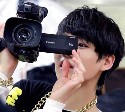 อันยอง ผมJungkookมักเน่จากวงBTS หล่อหน้าดีมีสไตล์โทรศัพมีแอป360ครับ //ถ้าอยากไปNext Station ฟอลมาสิครับ;)) //OB.09/07/13 ❤//NoFam #single