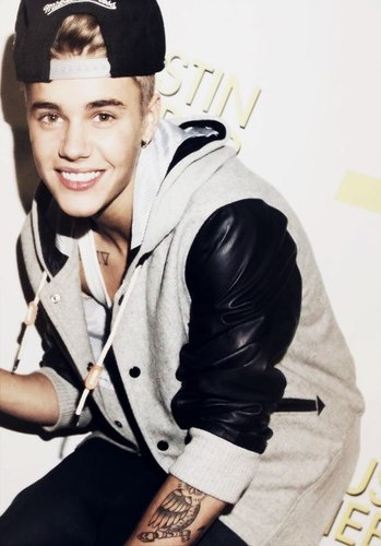 sasha_200000's profile picture. 