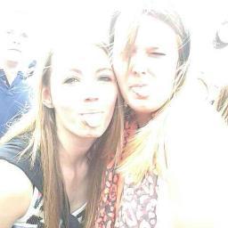 x_brendaaa's profile picture. liefje, ik hou van je x @YourBlondine