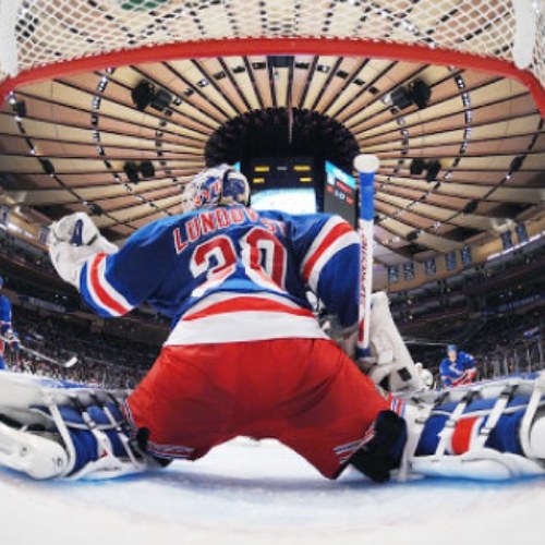 im a girl & i love hockey just as much as boys do, maybe just a little more | Rangers|