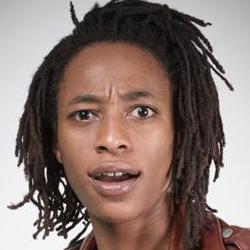 Pour tous les fans de @ShirleySouagnon, humoriste de père en fille