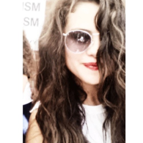 follow @seasonsofariana
