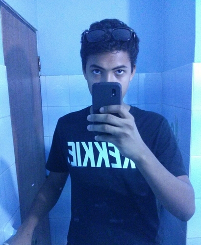 MartinCRV's profile picture. Fue tan jevi que ni me acuerdo.