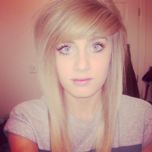 cassiewatkins95's profile picture. Be happy!                                                        Nuneaton