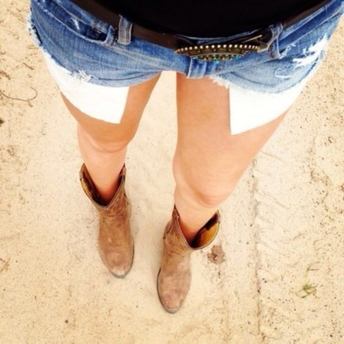ℒⅇɬ ⅈɬ ℬⅇ❤ Always classy, never trashy. Momma's girl and Daddy's world. Southern Belle and proud. Roll Tide Roll. Put On Your Big Girl Boots And Deal With It