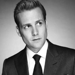 HarveyySpecter's profile picture. Best closer in New York City