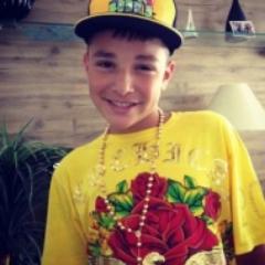 SER FÃ: É trazê-lo sempre no coração. É simplesmente amar e não saber o porquê de tanto amor.@mcgui_oficial , seguida pelo Gui *---*
#guinatica