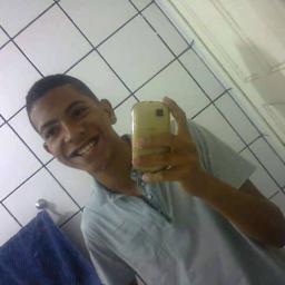 Vivo O que EU penso , e não o que pensam de mim...\\|//