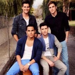 I LOVE @jamesmaslow @TheCarlosPena @1LoganHenderson and @HeffronDrive