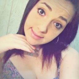 procuro felicidade e não perfeição ! (:
 facebook : http://t.co/JqdNrCl3v3
 ask : http://t.co/qXiLizhcbU