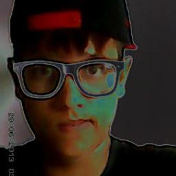 By:Eglerton
    Posso nαõ ser perfeito,
Mαis sαõ os meus defeitos que fαzem eu ser único. o.0