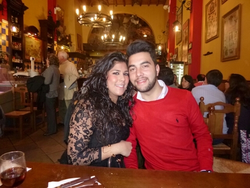 ESTA VIDA ES DIFICIL Y YO SOY DICHOSA X TODO LO QUE TENGO...GRACIASS X TANTAS COSAS; ORGULLLOSA DE CONOCER Y TENERLE EN MI VIDA ROCIO Y ANTONIO