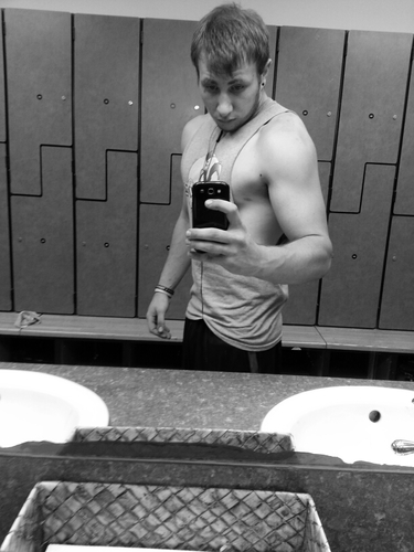 Drew_R574's profile picture. 